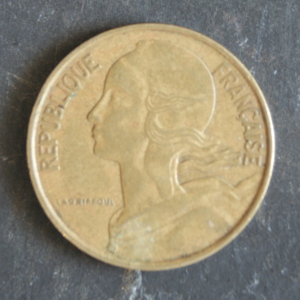 1967 10 Centimes Coin France